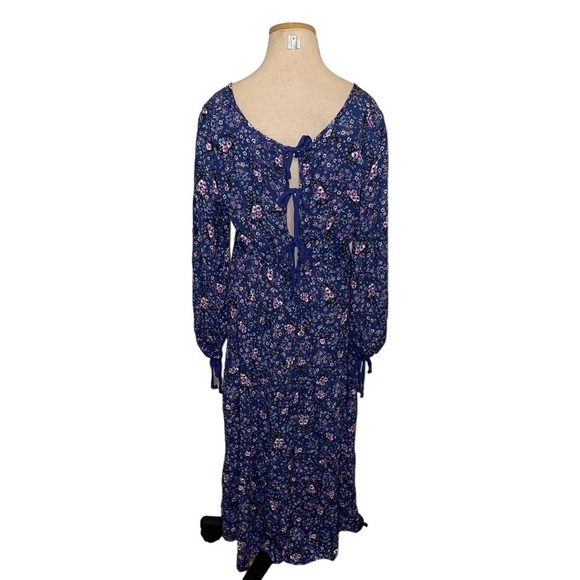 NWT Live To Be Spoiled Dress Size L - Picture 3 of 10